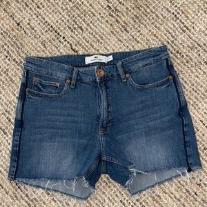 Vineyard Vines Blue Denim Shorts
